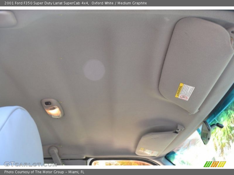 Oxford White / Medium Graphite 2001 Ford F350 Super Duty Lariat SuperCab 4x4