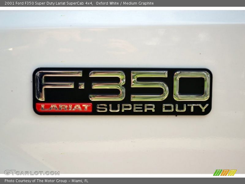  2001 F350 Super Duty Lariat SuperCab 4x4 Logo