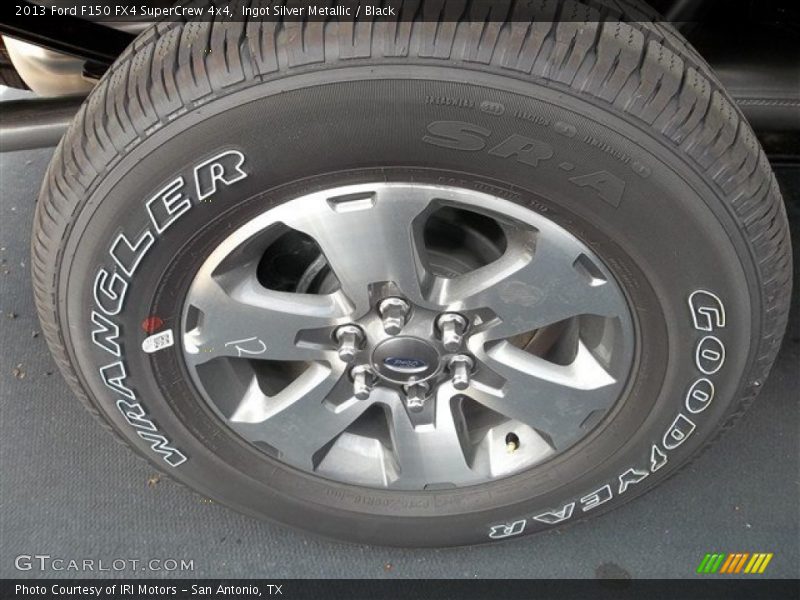 Ingot Silver Metallic / Black 2013 Ford F150 FX4 SuperCrew 4x4