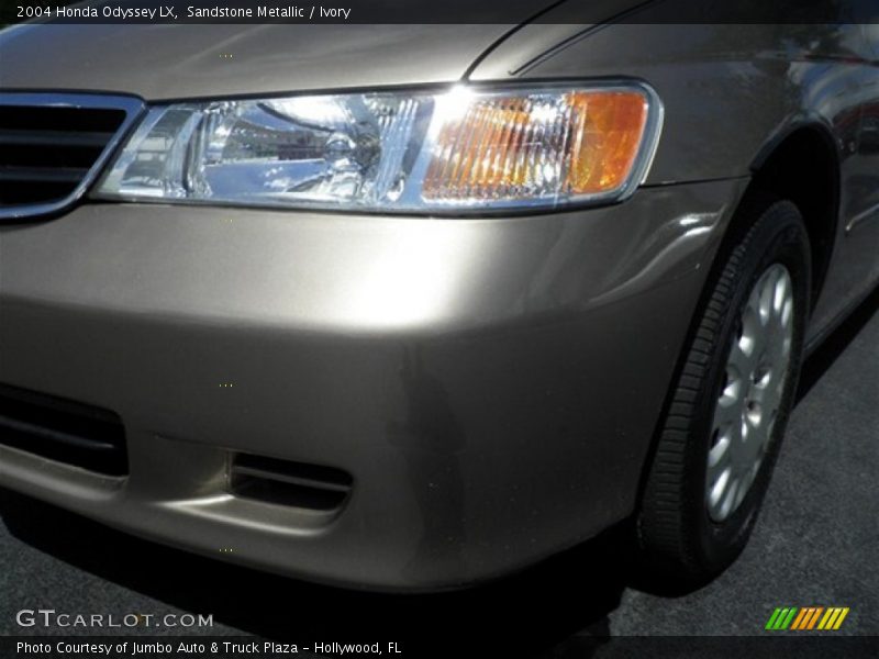 Sandstone Metallic / Ivory 2004 Honda Odyssey LX