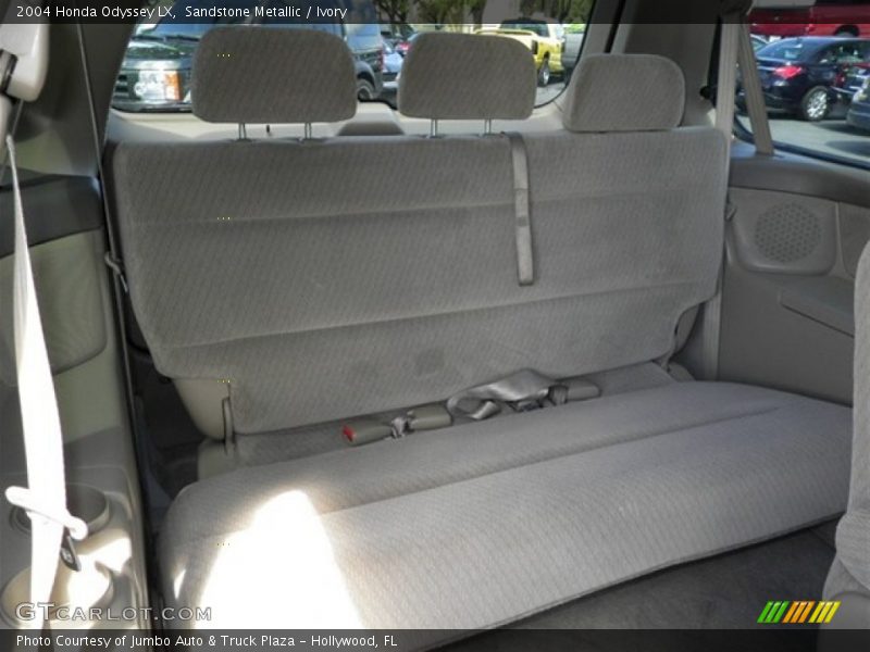 Sandstone Metallic / Ivory 2004 Honda Odyssey LX