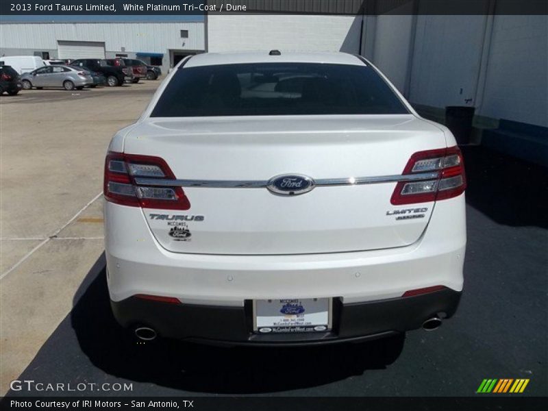 White Platinum Tri-Coat / Dune 2013 Ford Taurus Limited
