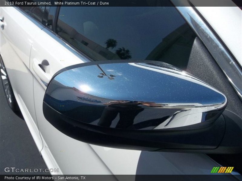 White Platinum Tri-Coat / Dune 2013 Ford Taurus Limited