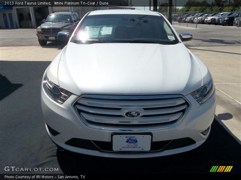 White Platinum Tri-Coat / Dune 2013 Ford Taurus Limited