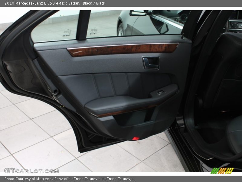 Black / Black 2010 Mercedes-Benz E 550 4Matic Sedan