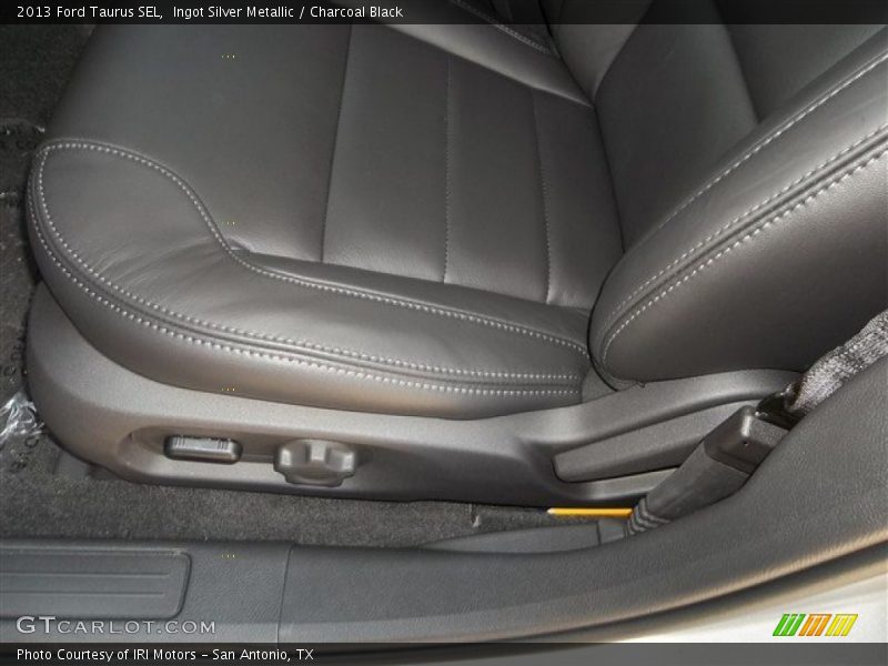 Ingot Silver Metallic / Charcoal Black 2013 Ford Taurus SEL