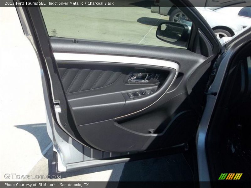 Ingot Silver Metallic / Charcoal Black 2013 Ford Taurus SEL
