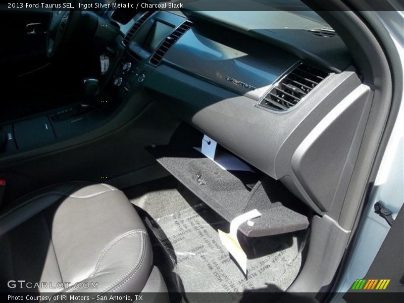 Ingot Silver Metallic / Charcoal Black 2013 Ford Taurus SEL