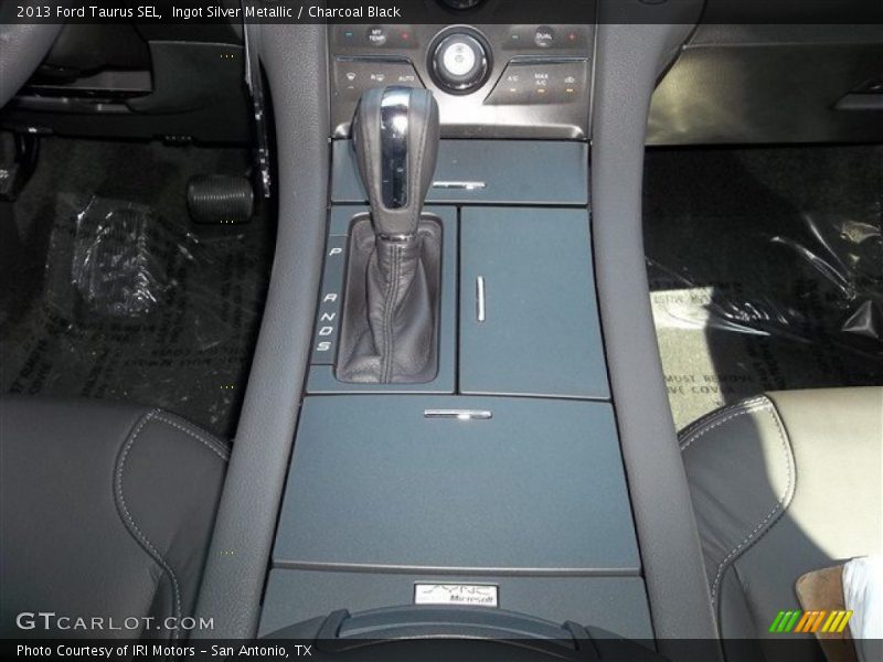 Ingot Silver Metallic / Charcoal Black 2013 Ford Taurus SEL