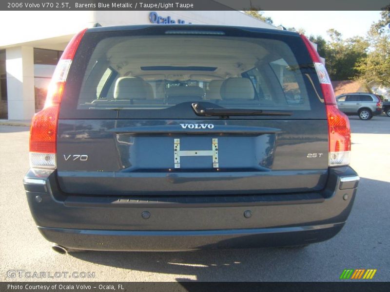 Barents Blue Metallic / Taupe/Light Taupe 2006 Volvo V70 2.5T