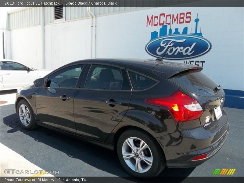 Tuxedo Black / Charcoal Black 2013 Ford Focus SE Hatchback