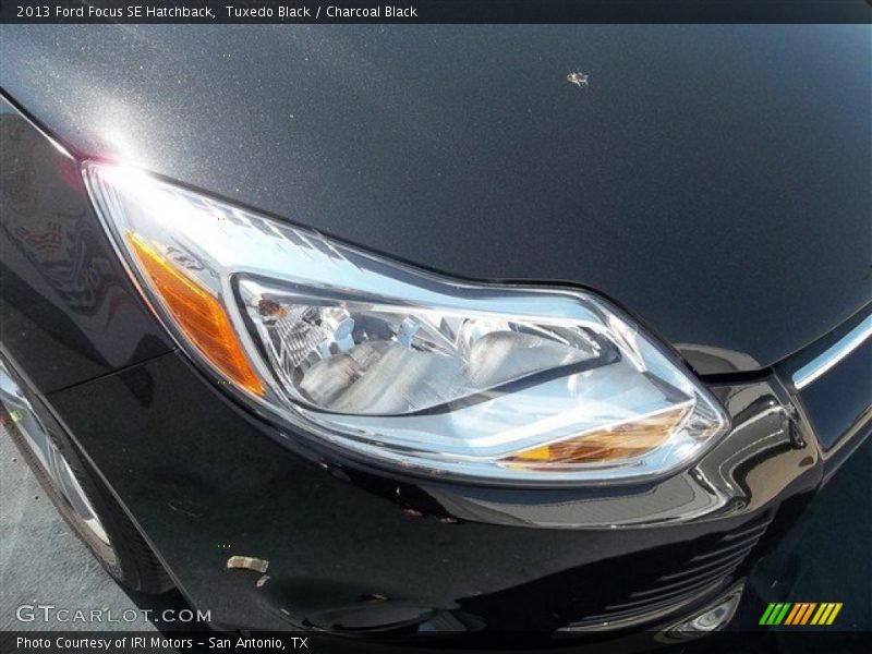 Tuxedo Black / Charcoal Black 2013 Ford Focus SE Hatchback