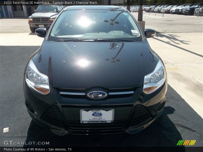 Tuxedo Black / Charcoal Black 2013 Ford Focus SE Hatchback