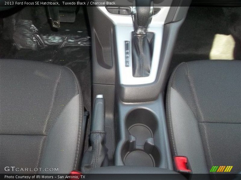 Tuxedo Black / Charcoal Black 2013 Ford Focus SE Hatchback