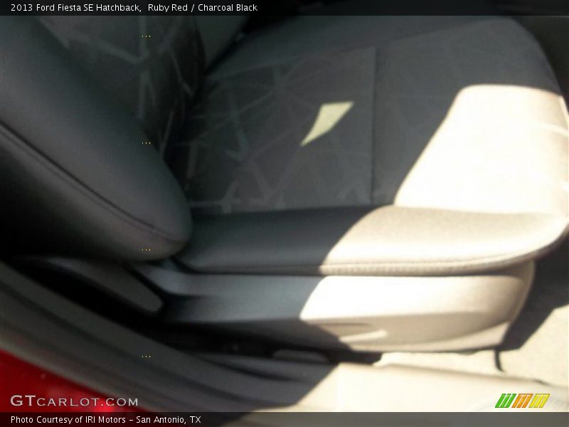 Ruby Red / Charcoal Black 2013 Ford Fiesta SE Hatchback