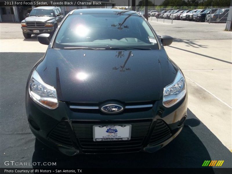Tuxedo Black / Charcoal Black 2013 Ford Focus S Sedan