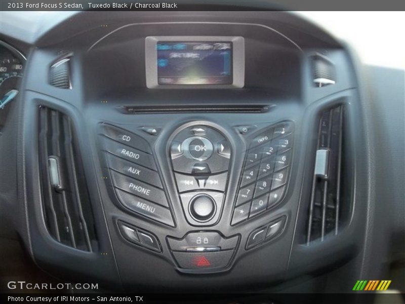 Tuxedo Black / Charcoal Black 2013 Ford Focus S Sedan