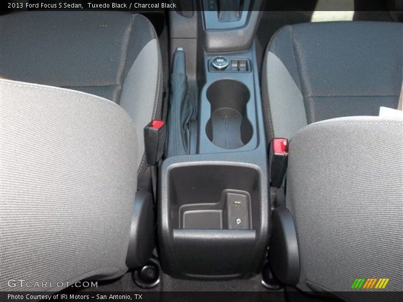 Tuxedo Black / Charcoal Black 2013 Ford Focus S Sedan