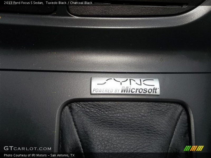 Tuxedo Black / Charcoal Black 2013 Ford Focus S Sedan