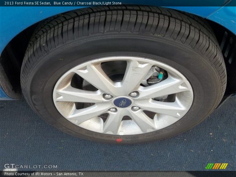 Blue Candy / Charcoal Black/Light Stone 2013 Ford Fiesta SE Sedan