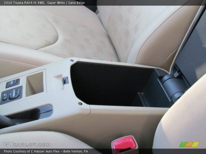 Super White / Sand Beige 2010 Toyota RAV4 I4 4WD
