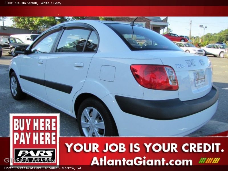 White / Gray 2006 Kia Rio Sedan