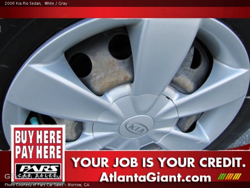 White / Gray 2006 Kia Rio Sedan