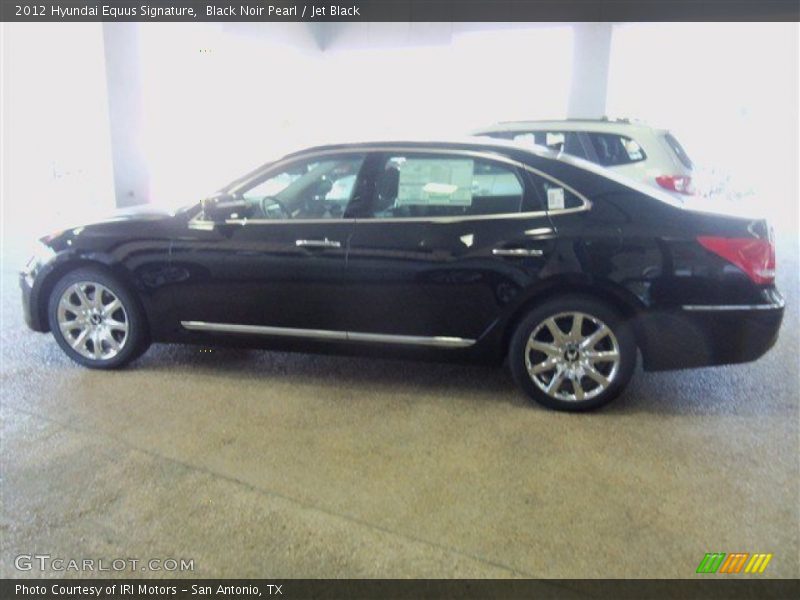 Black Noir Pearl / Jet Black 2012 Hyundai Equus Signature