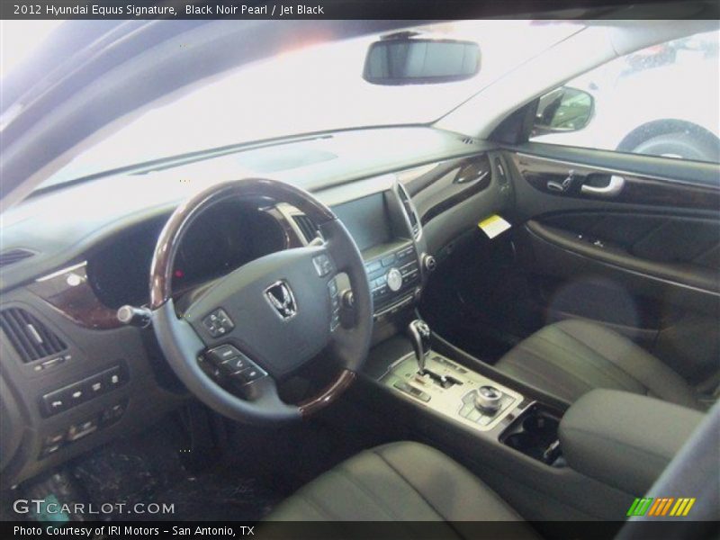 Black Noir Pearl / Jet Black 2012 Hyundai Equus Signature
