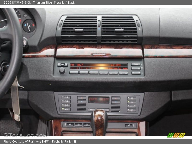 Titanium Silver Metallic / Black 2006 BMW X5 3.0i