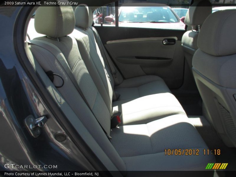 Techno Gray / Gray 2009 Saturn Aura XE