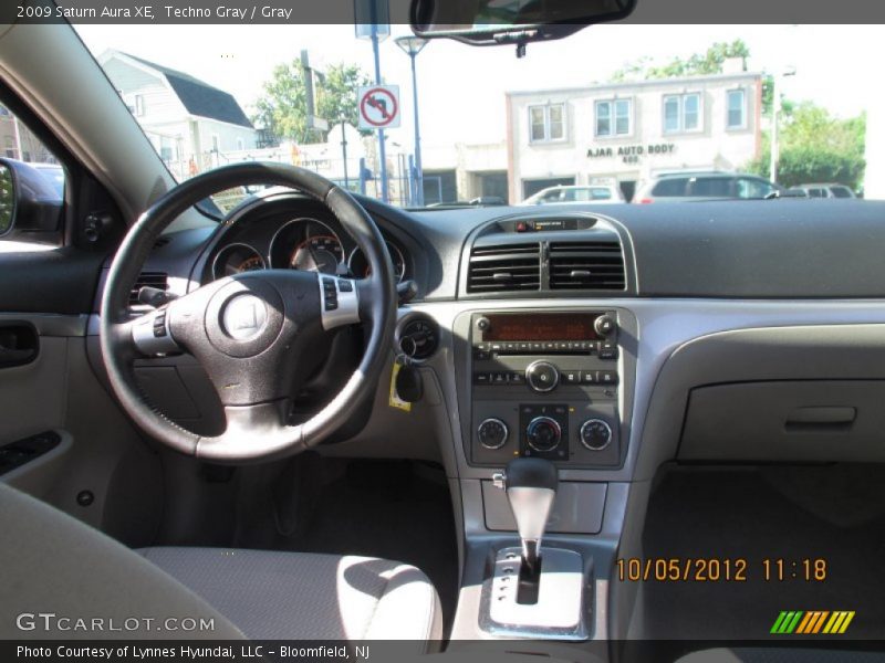 Techno Gray / Gray 2009 Saturn Aura XE