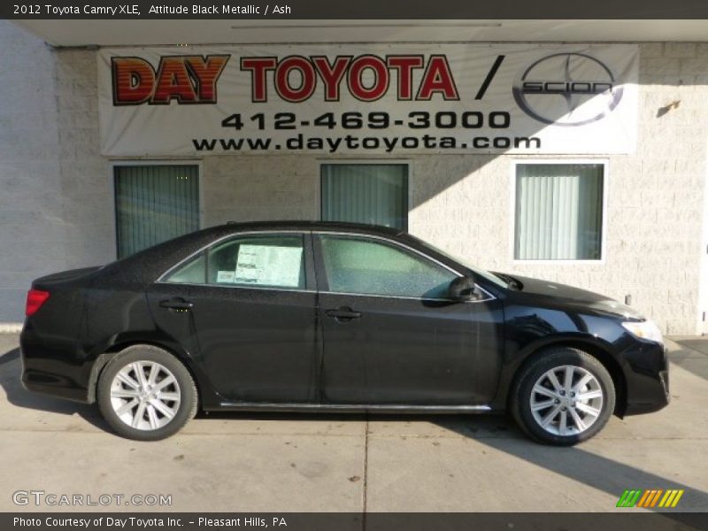 Attitude Black Metallic / Ash 2012 Toyota Camry XLE