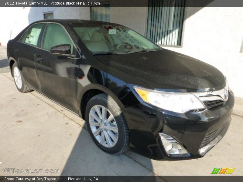 Attitude Black Metallic / Ash 2012 Toyota Camry XLE