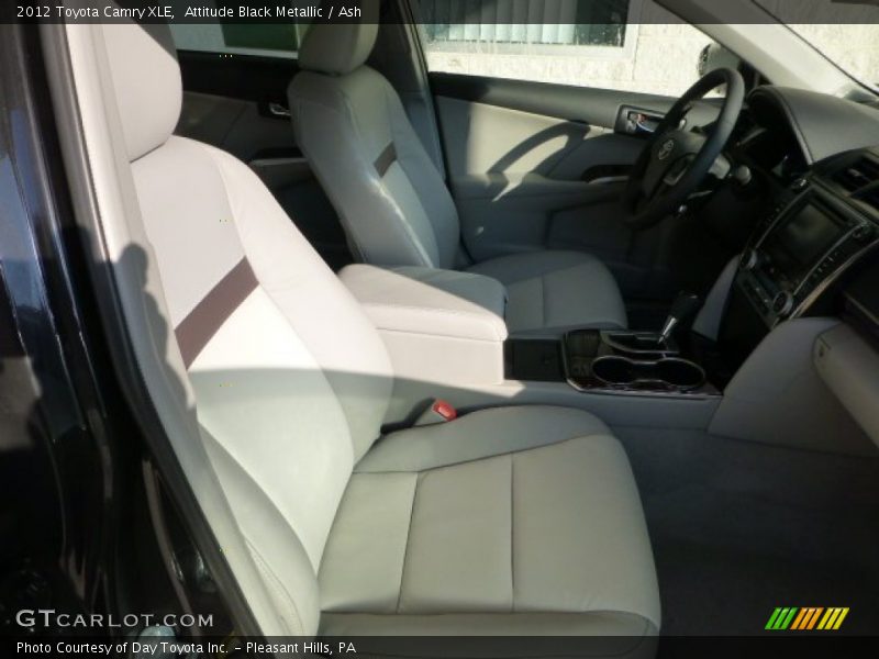 Attitude Black Metallic / Ash 2012 Toyota Camry XLE