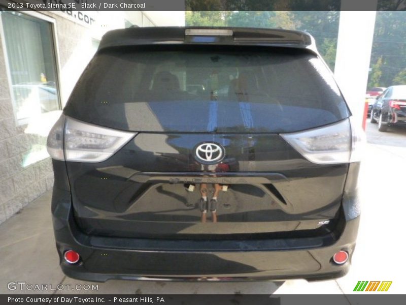 Black / Dark Charcoal 2013 Toyota Sienna SE