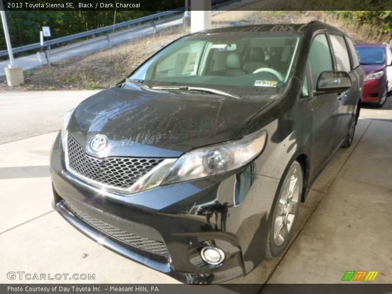 Black / Dark Charcoal 2013 Toyota Sienna SE