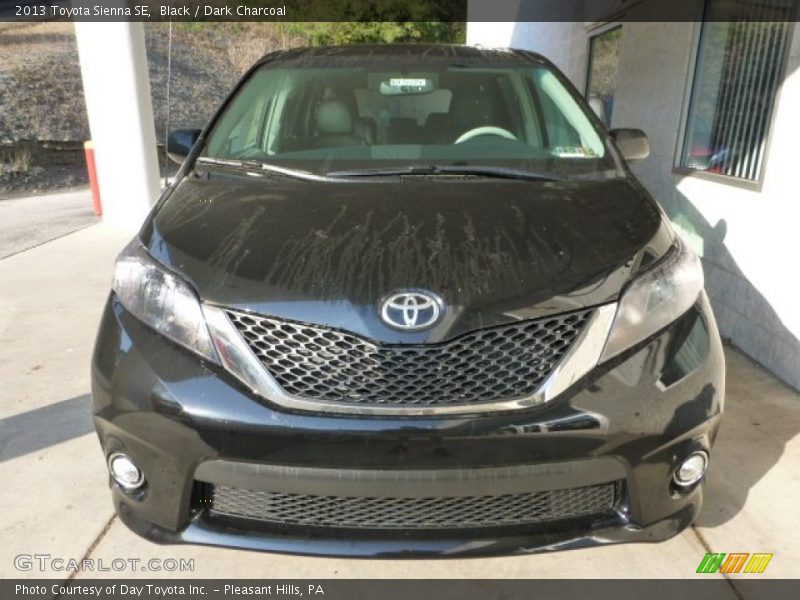 Black / Dark Charcoal 2013 Toyota Sienna SE