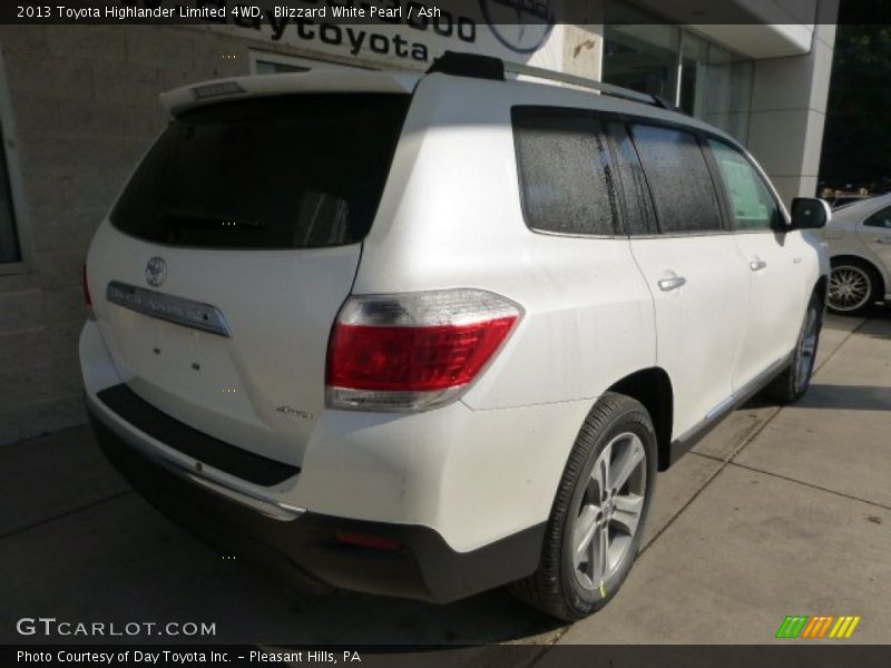 Blizzard White Pearl / Ash 2013 Toyota Highlander Limited 4WD