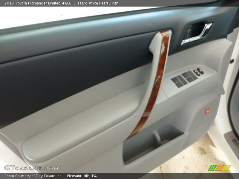 Blizzard White Pearl / Ash 2013 Toyota Highlander Limited 4WD