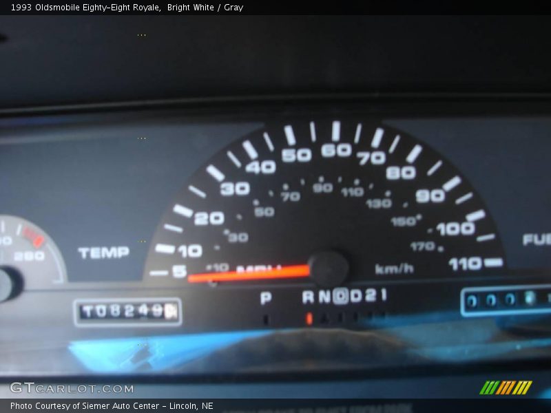 Bright White / Gray 1993 Oldsmobile Eighty-Eight Royale