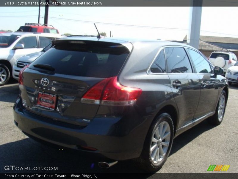 Magnetic Gray Metallic / Ivory 2010 Toyota Venza AWD