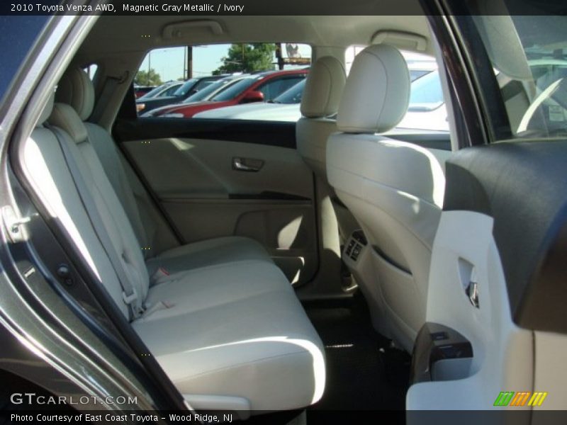 Magnetic Gray Metallic / Ivory 2010 Toyota Venza AWD