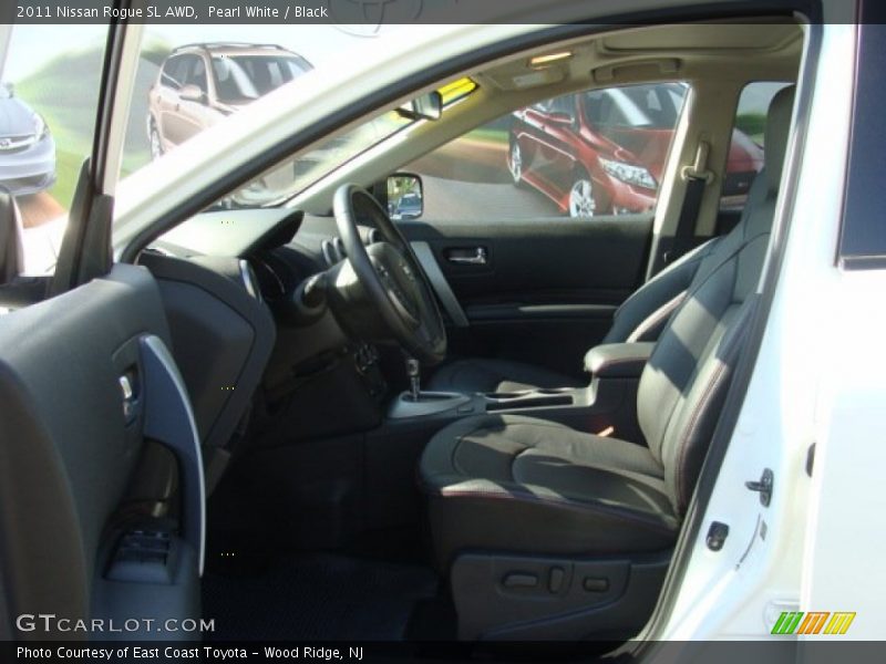 Pearl White / Black 2011 Nissan Rogue SL AWD