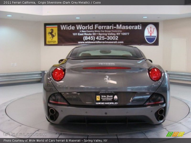 Grigio Silverstone (Dark Grey Metallic) / Cuoio 2011 Ferrari California