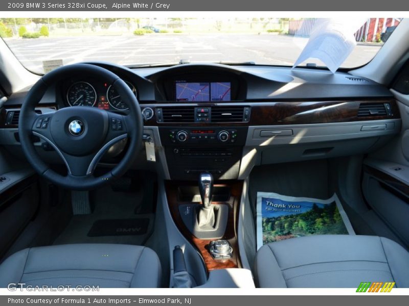 Alpine White / Grey 2009 BMW 3 Series 328xi Coupe
