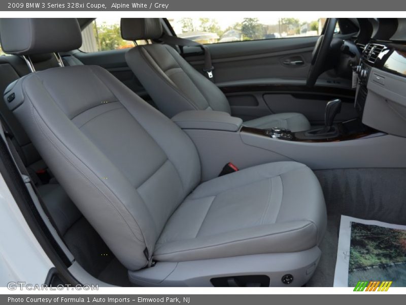 Alpine White / Grey 2009 BMW 3 Series 328xi Coupe