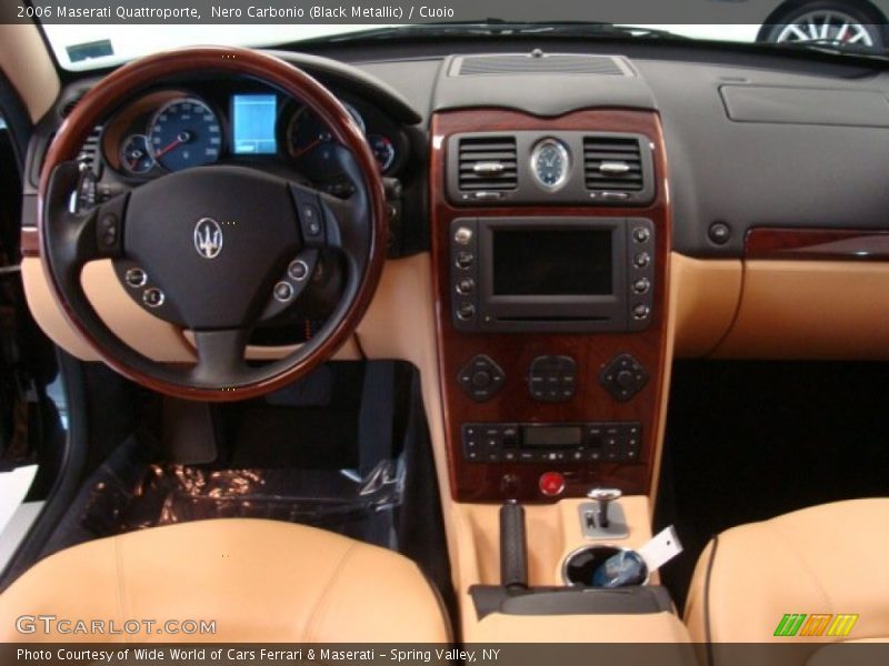 Dashboard of 2006 Quattroporte 