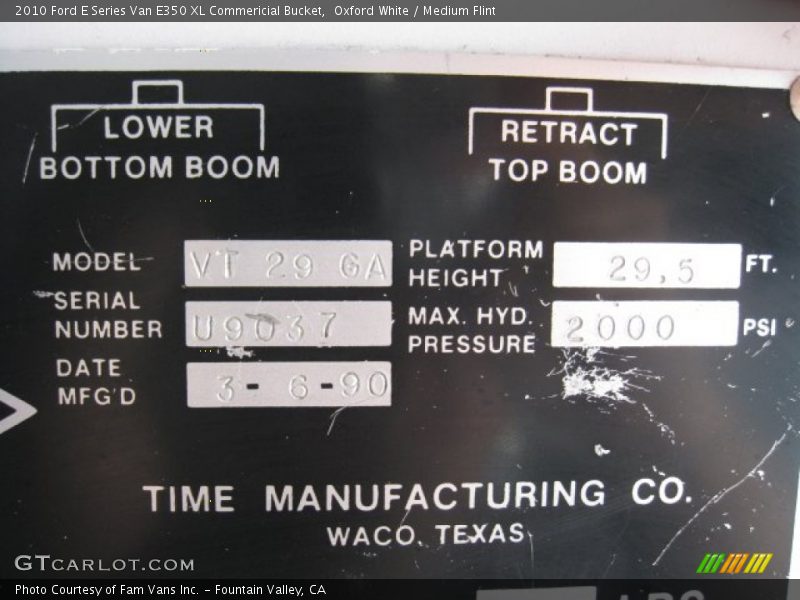 Oxford White / Medium Flint 2010 Ford E Series Van E350 XL Commericial Bucket