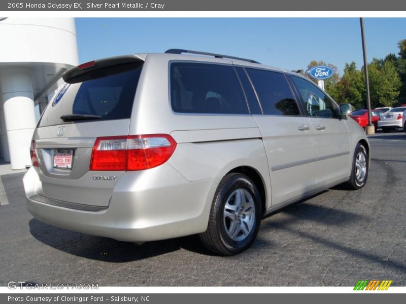 Silver Pearl Metallic / Gray 2005 Honda Odyssey EX